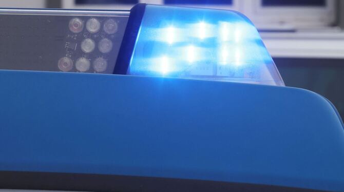 Polizei - Symbolbild Polizei - Symbolbild