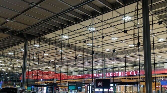 Drohnen-Sichtung am Flughafen BER Drohnen-Sichtung am Flughafen BER