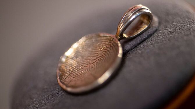 Über den Tod hinaus – Wenn Asche zum Gedenkdiamanten wird