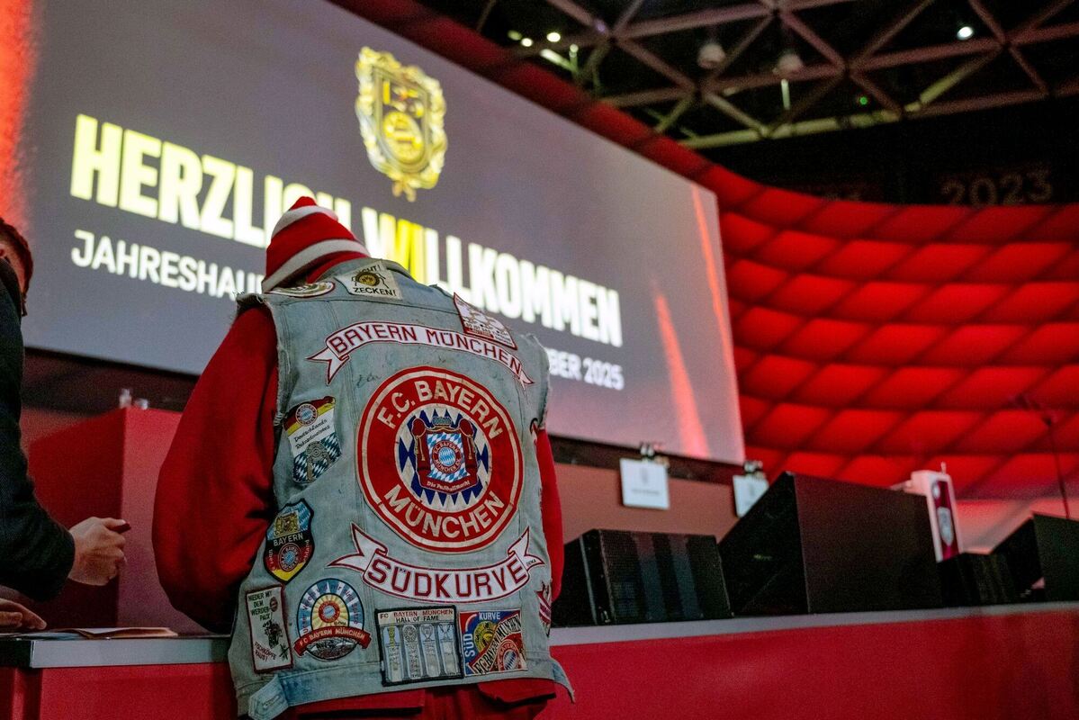 Mitgliederversammlung des FC Bayern München Mitgliederversammlung des FC Bayern München