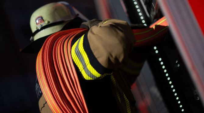 Feuerwehr - Symbolbild Feuerwehr - Symbolbild