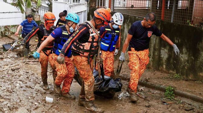 Taifun »Kalmaegi« - Philippinen Taifun »Kalmaegi« - Philippinen