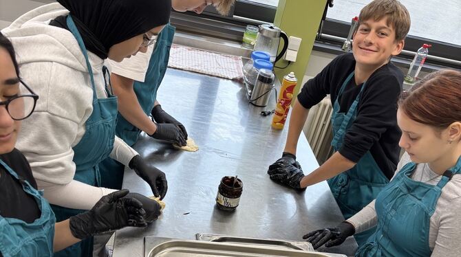 Schule »Schüler kochen für Schüler« an der Schillerschule Münsingen.