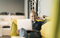 Nicht nur die Gen Z wünscht sich mehr Freizeit – sie kommuniziert es nur am lautesten.