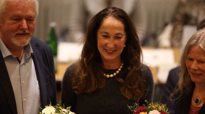 Nach Messerangriff: Bürgermeisterin von Herdecke startet Nach Messerangriff: Bürgermeisterin von Herdecke startet