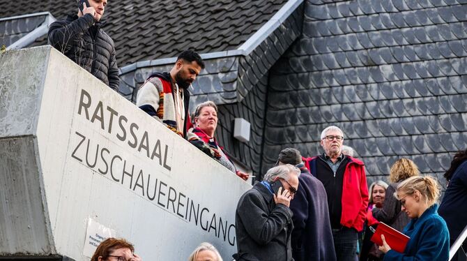 Nach Messerangriff: Bürgermeisterin von Herdecke startet Nach Messerangriff: Bürgermeisterin von Herdecke startet