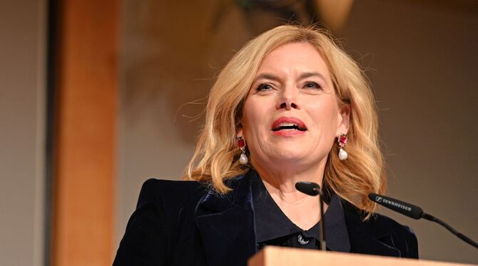 Preisverleihung des »HeldinnenAwards« 2025 Preisverleihung des »HeldinnenAwards« 2025