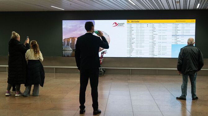 Wegen Drohne: Flugverkehr in Brüssel zeitweise eingestellt Wegen Drohne: Flugverkehr in Brüssel zeitweise eingestellt