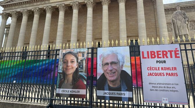 Französisches Paar im Iran festgehalten Französisches Paar im Iran festgehalten