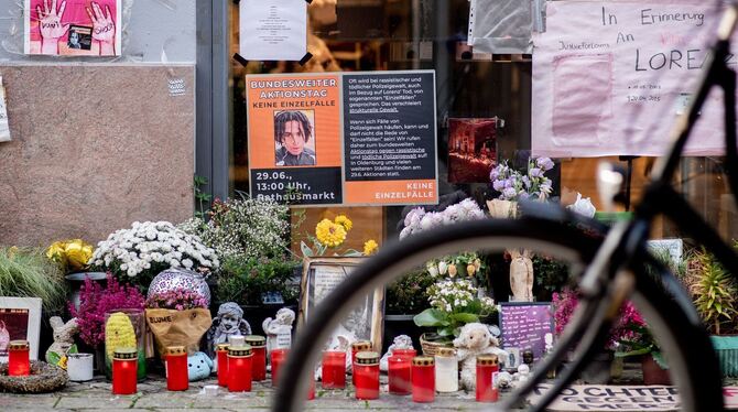 Trauer in Oldenburg um getöteten Lorenz Trauer in Oldenburg um getöteten Lorenz