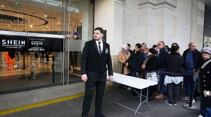 Billig-Onlinehändler Shein eröffnet erstes stationäres Geschäft Billig-Onlinehändler Shein eröffnet erstes stationäres Geschäft