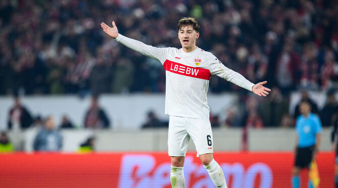 Ein Bild mit Symbolik: Seine Nicht-Nomierung fürs DFB-Team kann Angelo Stiller nicht wirklich verstehen.