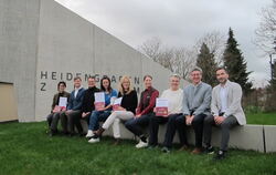 Die neuen Partner des Biosphärengebiets Schwäbische Alb bei der Verleihung der Partner-Urkunden durch Regierungspräsident Klaus