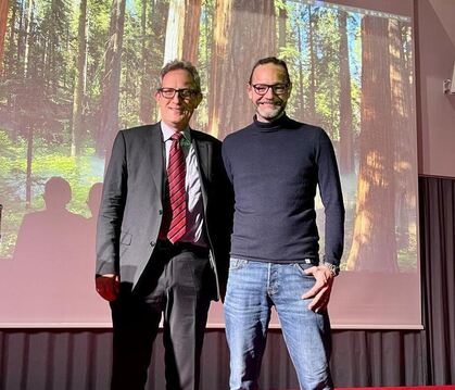 Die beiden Vortragsredner der Veranstaltung in der Kreissparkasse Reutlingen: Prof. Philipp von Carlowitz (links, ESB Business S