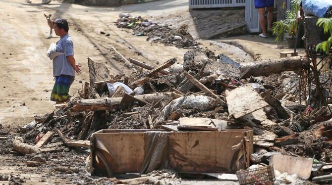 Taifun »Kalmaegi« - Philippinen Taifun »Kalmaegi« - Philippinen