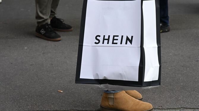 Billig-Onlinehändler Shein eröffnet erstes stationäres Geschäft Billig-Onlinehändler Shein eröffnet erstes stationäres Geschäft