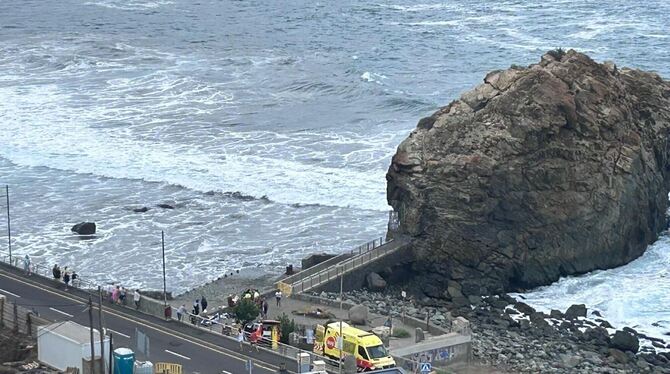 Riesenwellen auf Teneriffa Riesenwellen auf Teneriffa