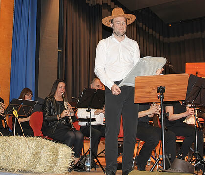 Auch stilechte Waschbretter kamen als Rhythmusinstrumente zum Einsatz.