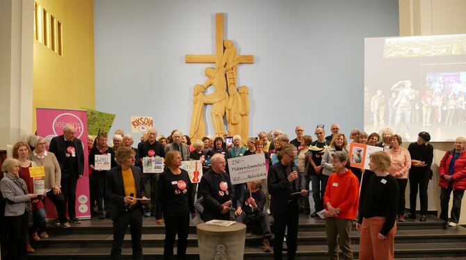 Lebenswert 10 Jahre Sie engagieren sich auf der Plattform »Lebenswert«. Mehr als 70 Gruppen sind dort mittlerweile aktiv.