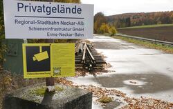 Unbefugten ist es verboten, das  Bahngelände zu betreten.