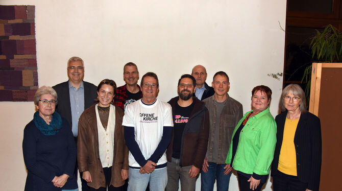 Synodalwahl Kandidaten für die Synodalwahl im Wahlkreis Reutlingen (von links): Ingrid Schaar, Dekan Marcus Keinath, Elisabeth Holm, Pfarre