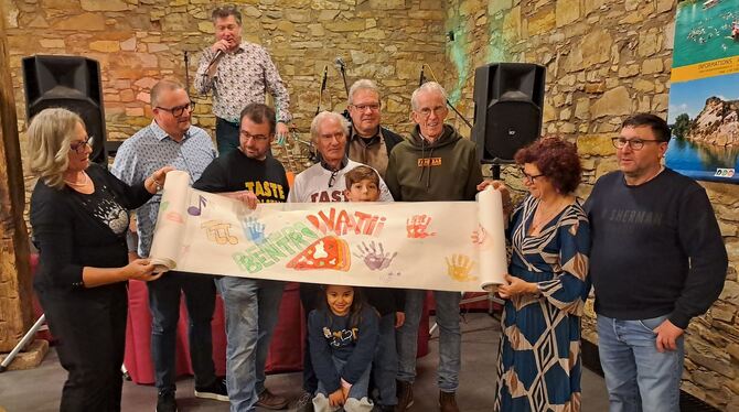 Spaß für die ganze Familie beim Araun-Fest. FOTO: BINSCH Spaß für die ganze Familie beim Araun-Fest. FOTO: BINSCH