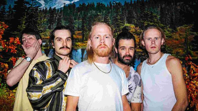 Die norwegische Indierockband Kakkmaddafakka spielt am Samstag im Sudhaus.