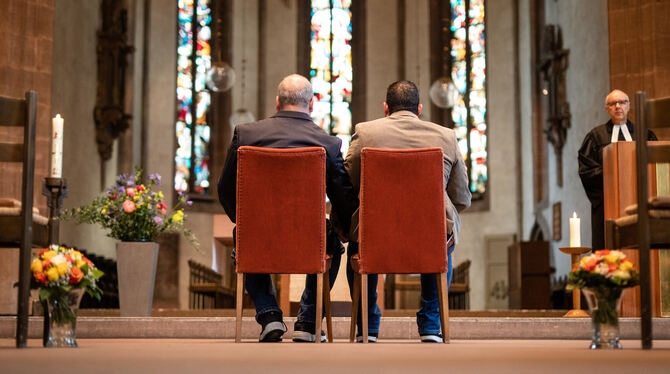 lsw, bwg, Updateme, Kirche, Gesellschaft Mai 2020: In Stuttgart wurde damals der erste Segnungsgottesdienst eines homosexuellen Paares vollzogen.