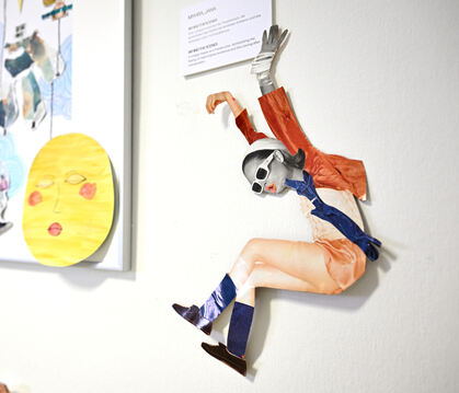 Jana Myhra inszeniert Mode als Theaterstück.