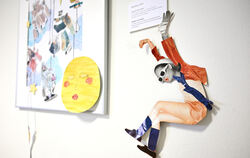 Jana Myhra inszeniert Mode als Theaterstück.