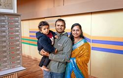 Hari Vemula mit seiner Frau Deepthi Yerubandi und dem Sohn Shivedh.  FOTO: LG/RETTIG