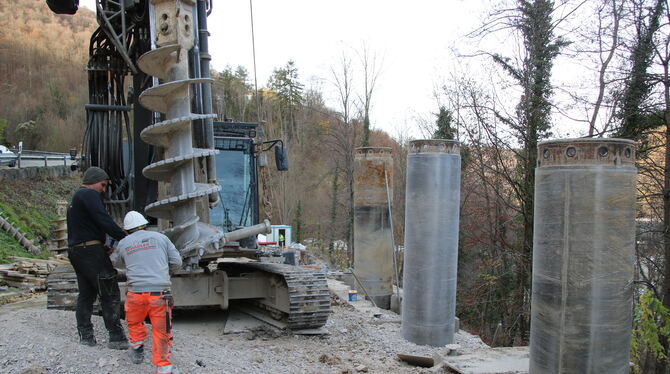 Bad Urach Albaufstieg Bauarbeiten Eine vielfach gewünschte Ampelregelung ist an der Baustelle Sirchinger Steige in Höhe der Einmündung der Hanner Steige nicht mög