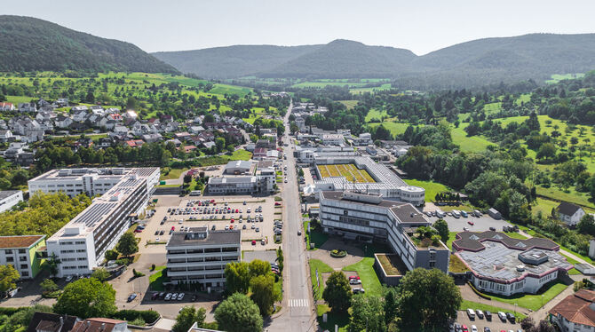 Gewerbetreibenden in Eningen werden als Erste die Auswirkungen der Sparmaßnahmen spüren: Der Gemeinderat hat direkt nach Vorstel