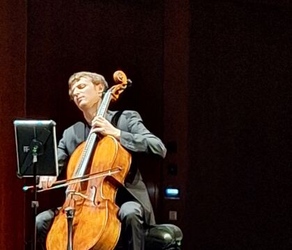 Innigkeit und Hingabe: Cellist Jérémy Garbarg vom Quatuor Arod.