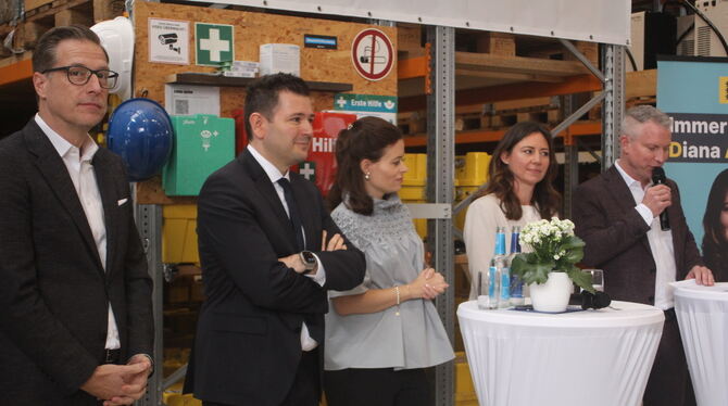 Gestern Vormittag sprachen sie über Wirtschaft-Themen (von links): Unternehmer Robin Morgenstern, CDU-Landesgeneralsekretär Tobi