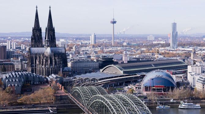 Hauptbahnhof Köln wird für zehn Tage gesperrt Hauptbahnhof Köln wird für zehn Tage gesperrt