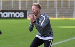 Extrem aktiv an der Seitenlinie: Trainer Marvin Petzschner.