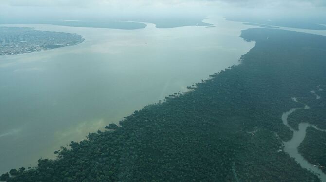 Überflug über das Amazonasgebiet Überflug über das Amazonasgebiet