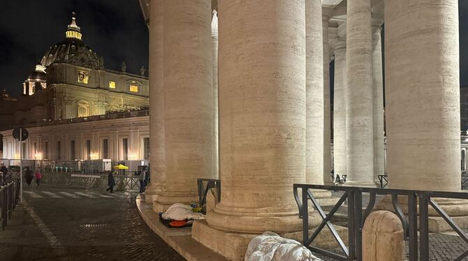 Obdachlose am Petersplatz Obdachlose am Petersplatz