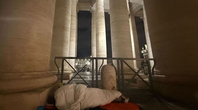 Obdachlose am Petersplatz Obdachlose am Petersplatz