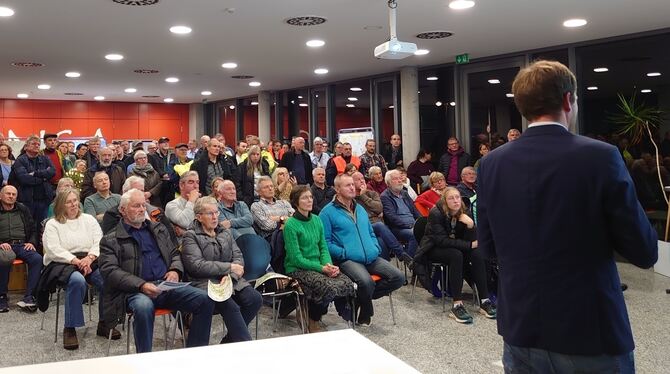 alb windinfo gammertingen Die Aula der Laucherttalschule war gut gefüllt.