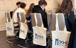 Seit zehn Jahren setzen sich gewählte Vertreterinnen und Vertreter für die jungen Menschen in Pfullingen ein.