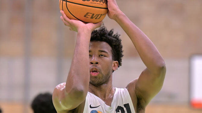 1. RL, 1. Regionalliga, Basketball, DBB, Maenner, Saison 2025/26, Suedwest, TSG Solcom Ravens Reutlingen Miles Mallory kam als bester Regionalliga-Spieler der vergangenen Saison zur TSG Reutlingen und schließt nahtlos an seine Leistu