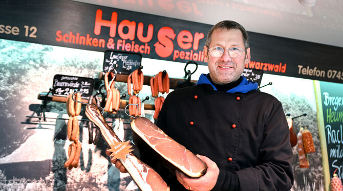 Markus Hauser Markus Hauser bietet auf dem Reutlinger Dienstagsmarkt Schwarzwald-Spezialitäten und mehr an. In seinem Sortiment hat er auch Sp