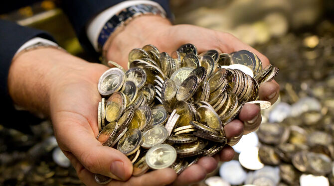 POL, bay, lby, Finanzen, Haushalt, Steuern, Politik Die Gelder des Sondervermögens Infrastruktur sind für die Landkreise, Städte und Gemeinden kalkuliert.