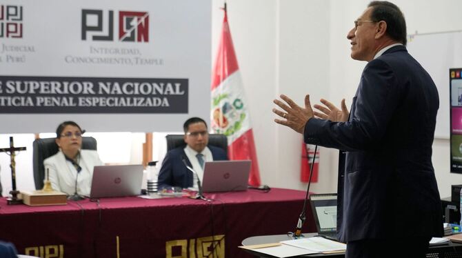 Prozess gegen Ex-Präsidenten Vizcarra in Peru Prozess gegen Ex-Präsidenten Vizcarra in Peru
