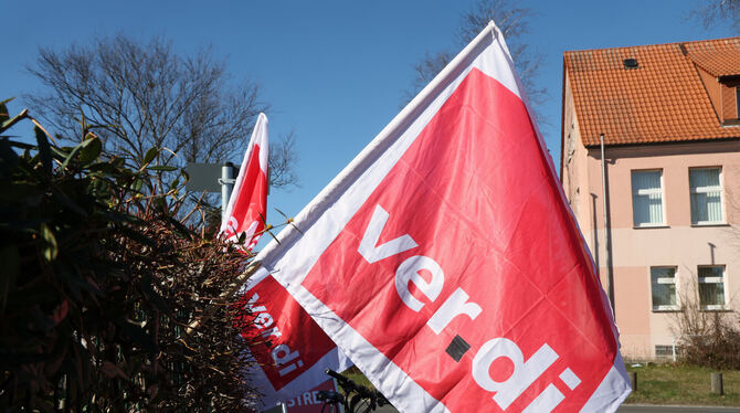 In der Tarifrunde der Länder fordert die Gewerkschaft Verdi sieben Prozent mehr Lohn für die Beschäftigten. Schwerpunkt der Akti