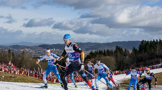 Weltmeisterschaft, Aktion, Maenner Florian Notz (vorne) kann seine Stärken auf langen Strecken mit großen Anstiegen ausspielen.