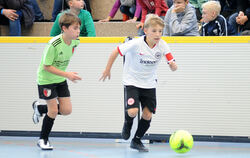 Lennart Karl (rechts) überzeugt beim letzten Betzi-Cup 2019 für Eintracht Frankfurt. Heute geht der Senkrechtstarter für den FC