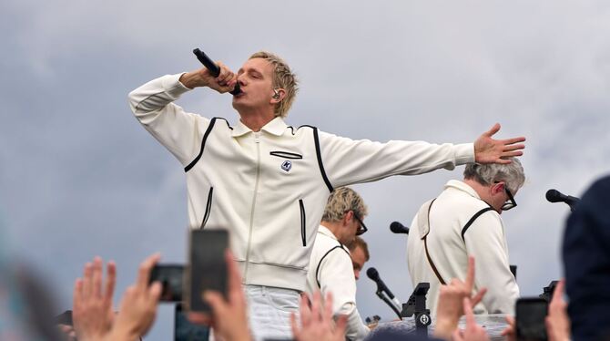 Kraftklub-Frontmann Felix Kummer Kraftklub-Frontmann Felix Kummer